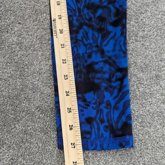 adidas Blue and Black Patterned Leggings - Picture 6 of 9